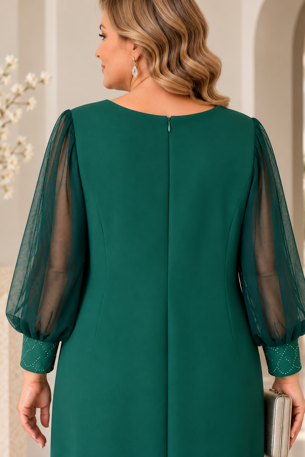 Rochie midi verde smarald cu volan și aplicație florală