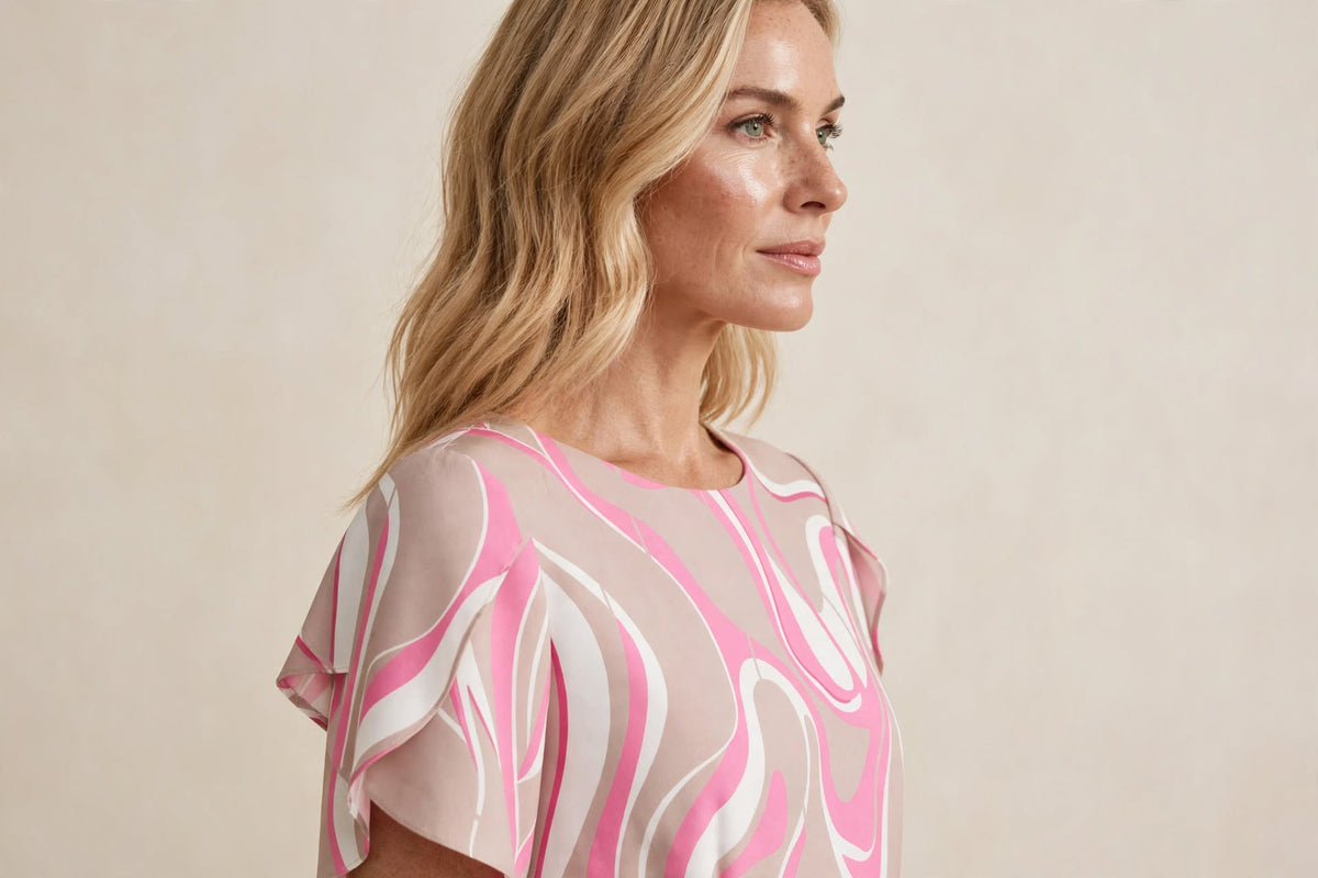 Rochie midi roz-bej cu imprimeu abstract