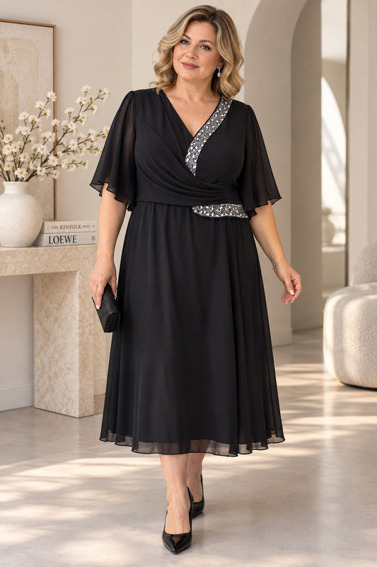 Rochie midi neagră cu detalii strălucitoare