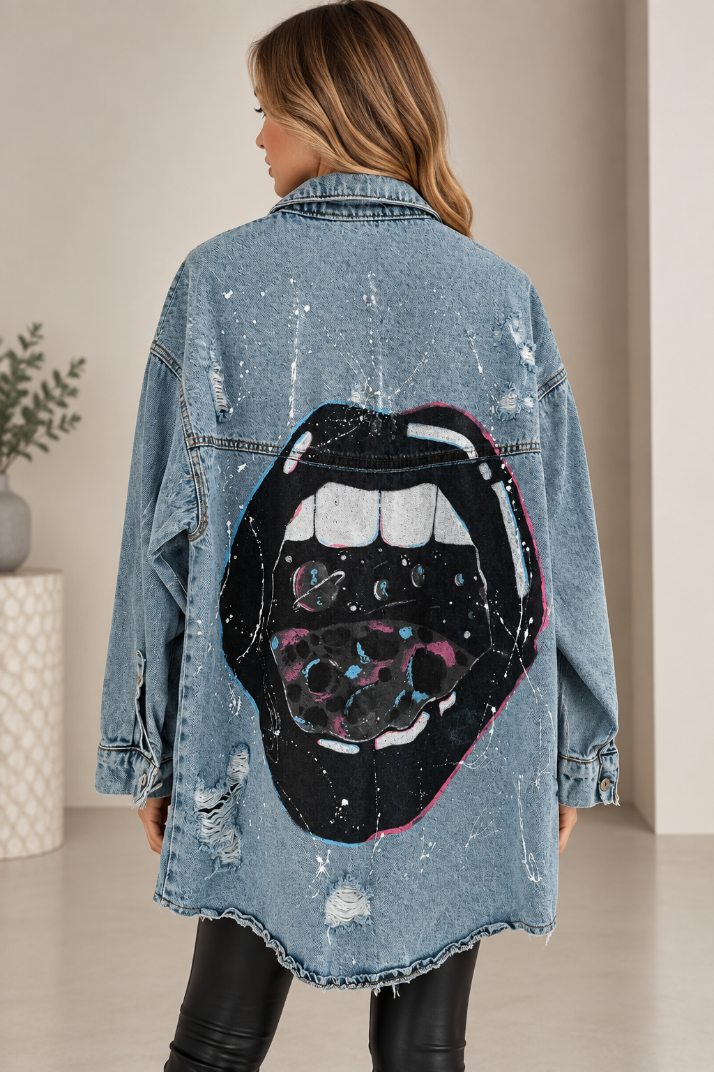 Cămașă oversized din denim cu imprimeu