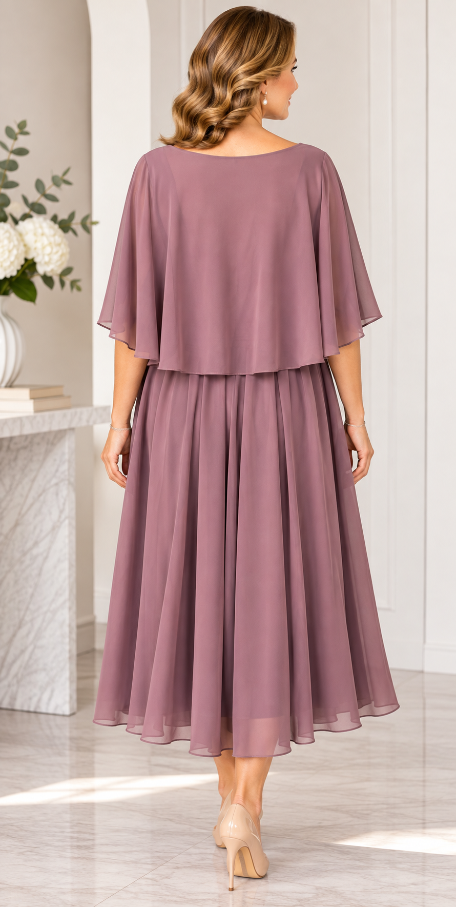 Rochie elegantă roz pudrat cu aplicație florală