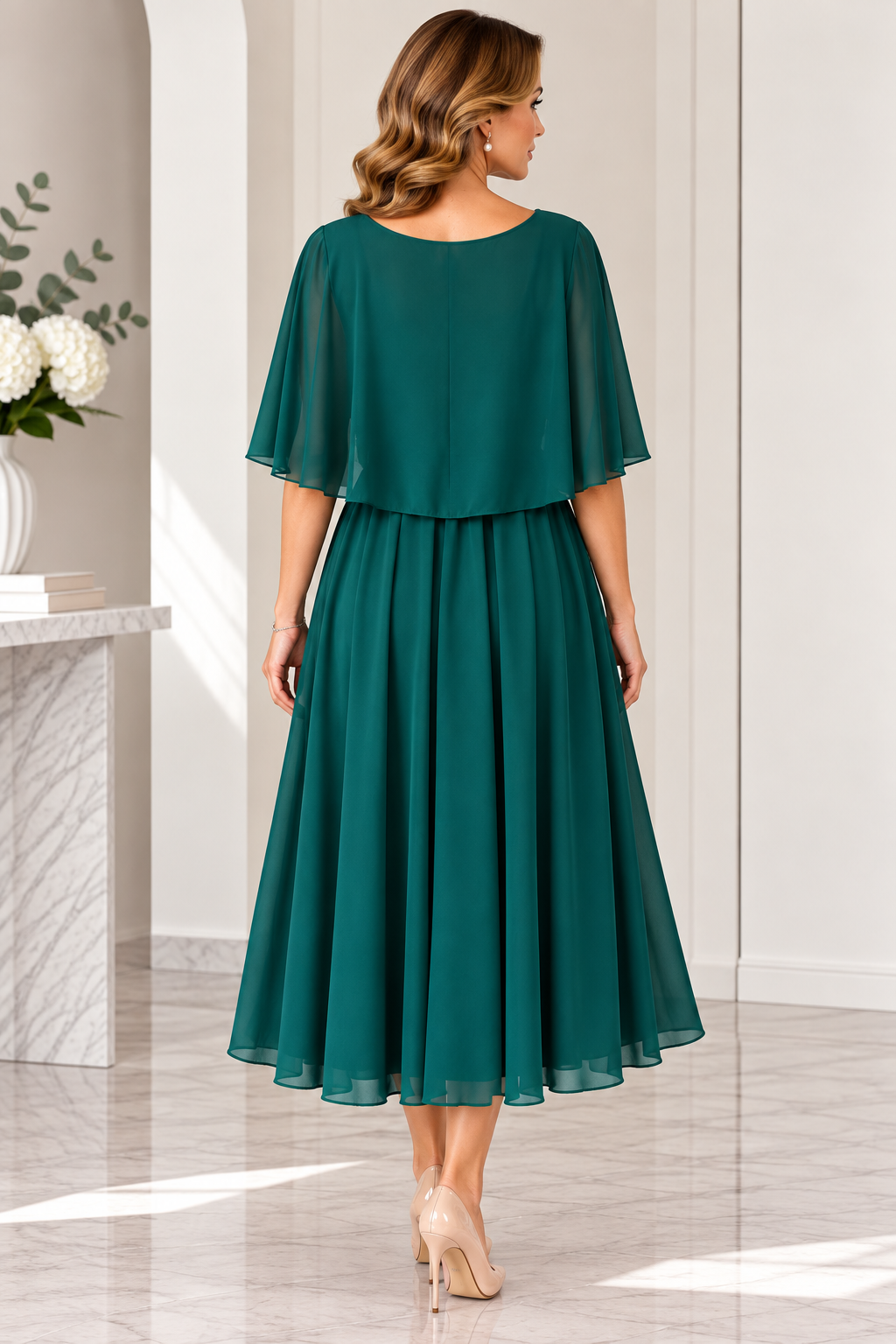 Rochie elegantă verde smarald cu dantelă și detaliu strălucitor